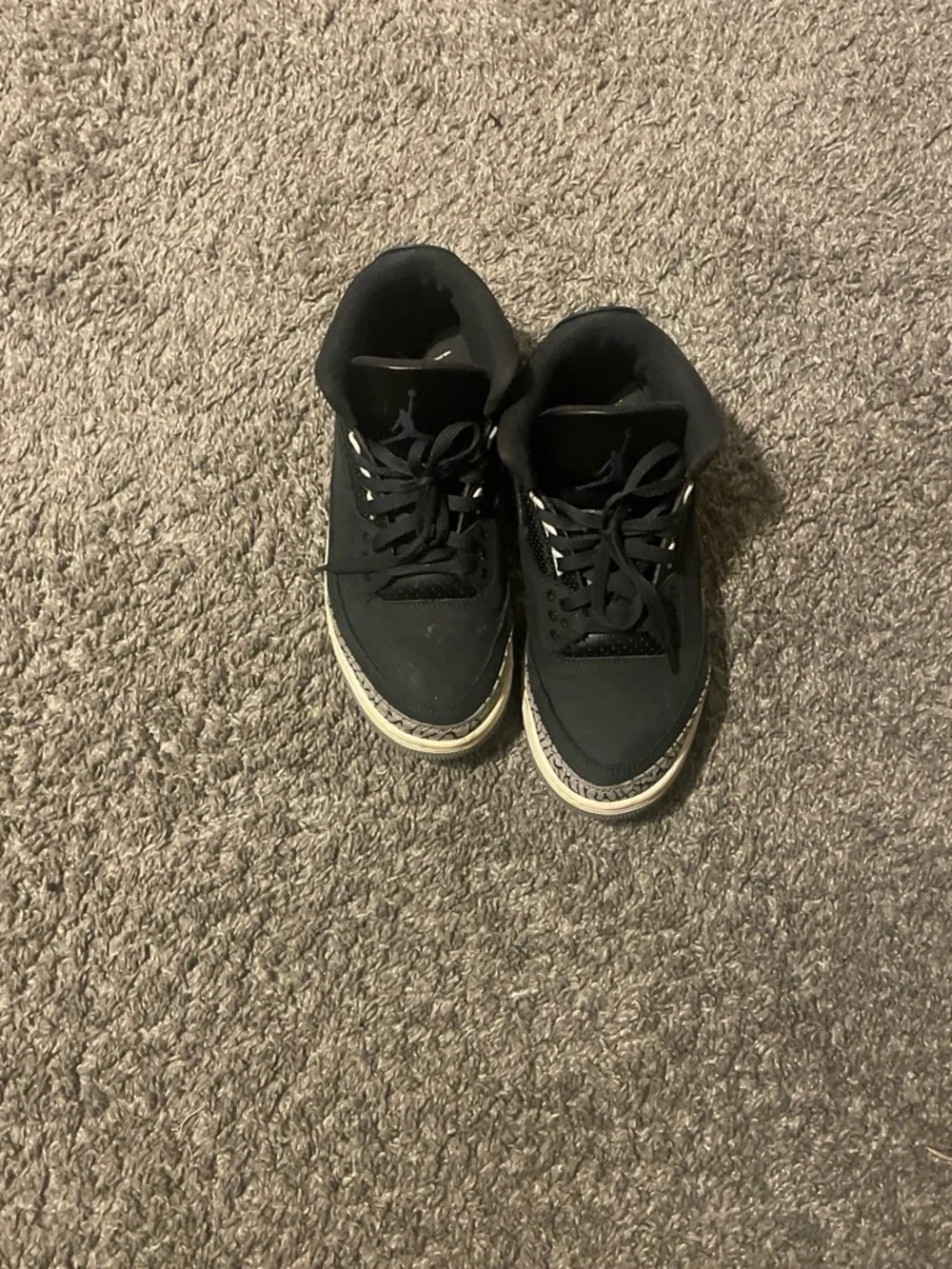 Jordan Men’s Black/White Retro Low Top Sneakers